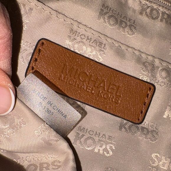 Michael Kors Bag Purse Handbag Millbrook Signature Jacquard Large Shoulder Hobo - Picture 14 of 16